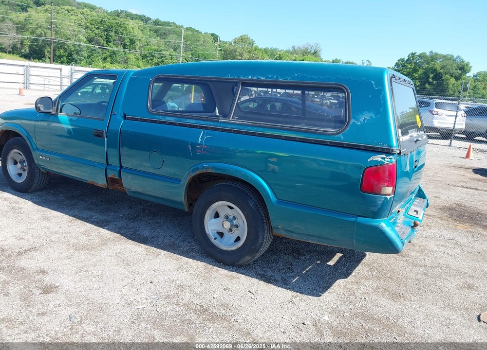 1996 CHEVROLET S TRUCK S10 VIN: 1GCCS1448TK101743