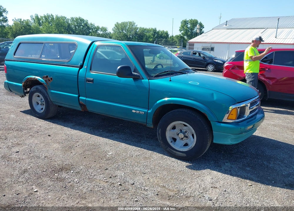 1996 CHEVROLET S TRUCK S10 VIN: 1GCCS1448TK101743