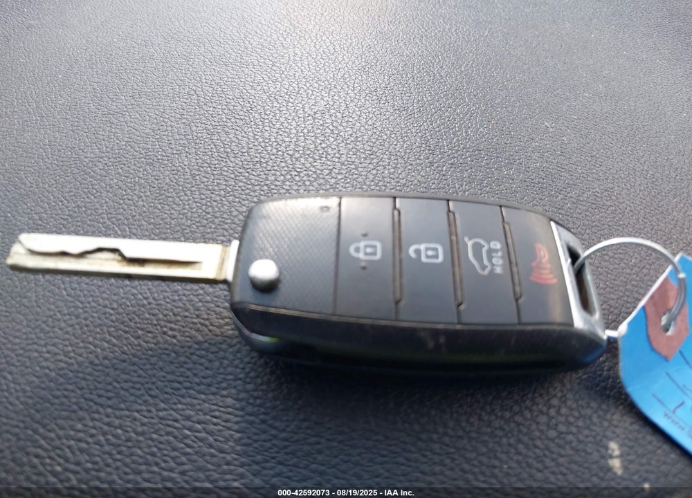 2019 KIA SORENTO VIN: 5XYPG4A39KG516624