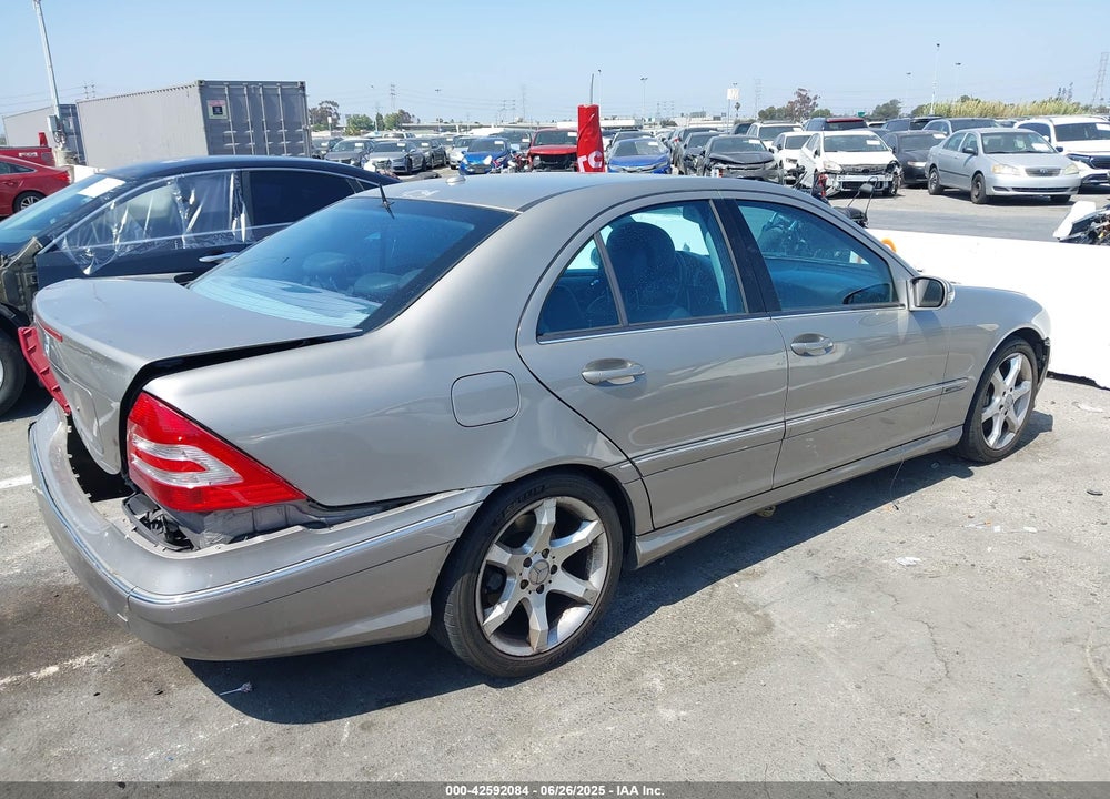 2006 MERCEDES-BENZ C 230 SPORT VIN: WDBRF52H36E022719