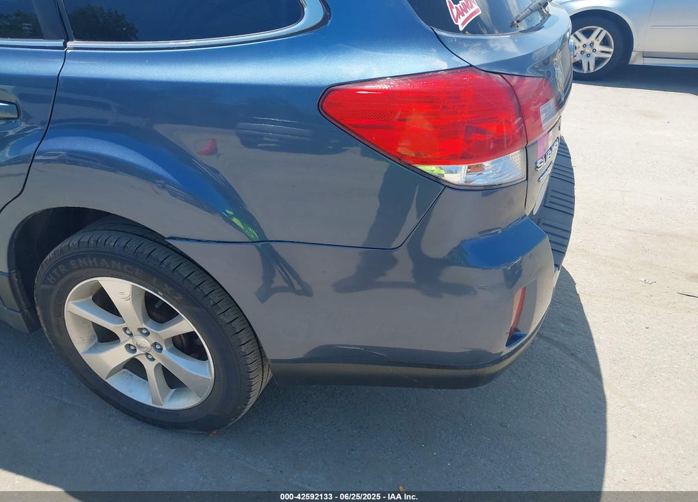 2013 SUBARU OUTBACK 2.5I LIMITED VIN: 4S4BRBKC6D3235066