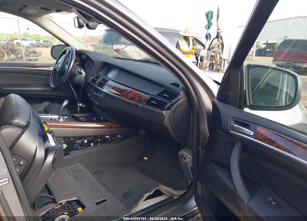 2011 BMW X5 VIN: 5UXZV4C5XBL408321