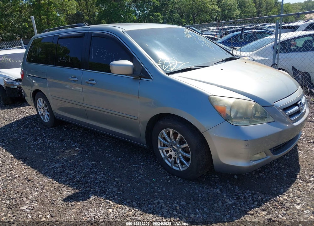 2005 HONDA ODYSSEY TOURING VIN: 5FNRL38845B077375