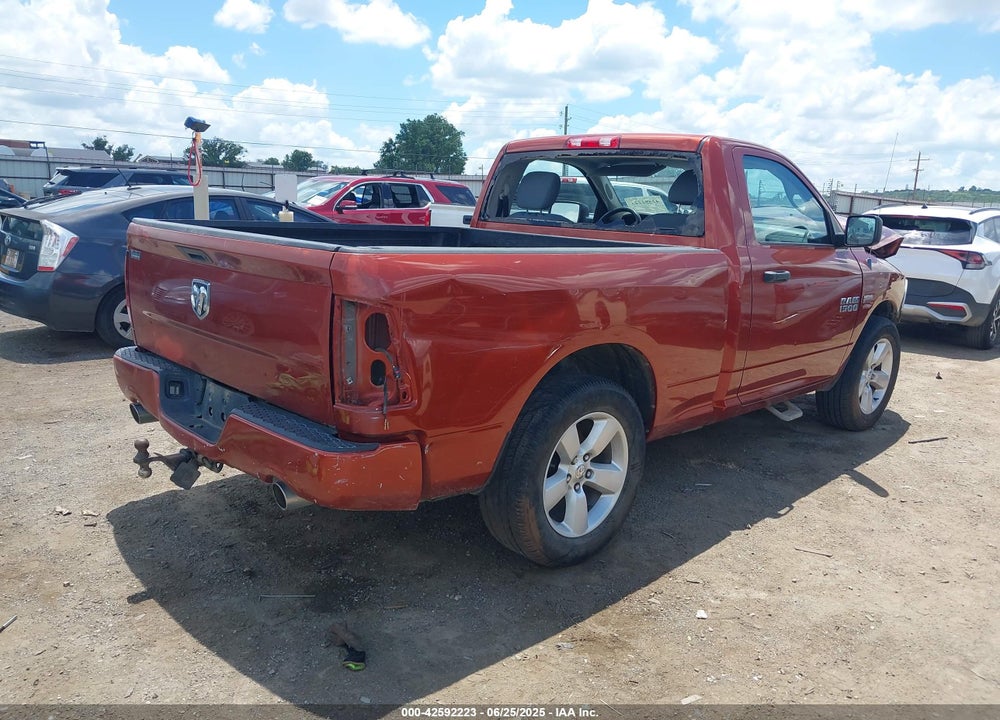 2013 RAM 1500 VIN: 3C6JR6AT6DG552813
