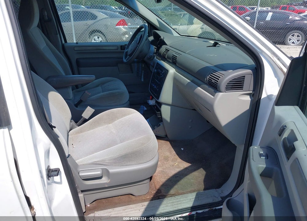 2006 FORD FREESTAR SE VIN: 2FMZA51626BA22864