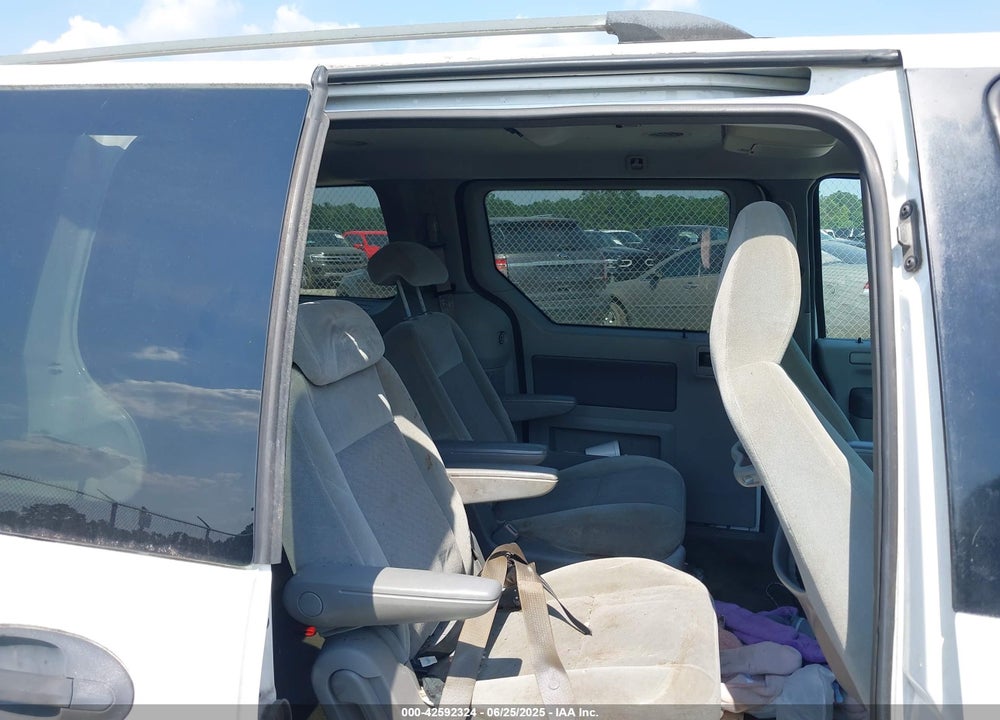 2006 FORD FREESTAR SE VIN: 2FMZA51626BA22864
