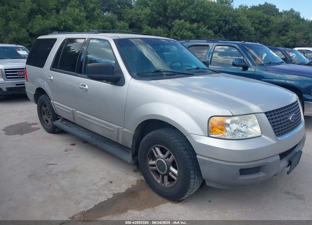 2003 FORD EXPEDITION XLT VIN: 1FMRU15W53LA94440