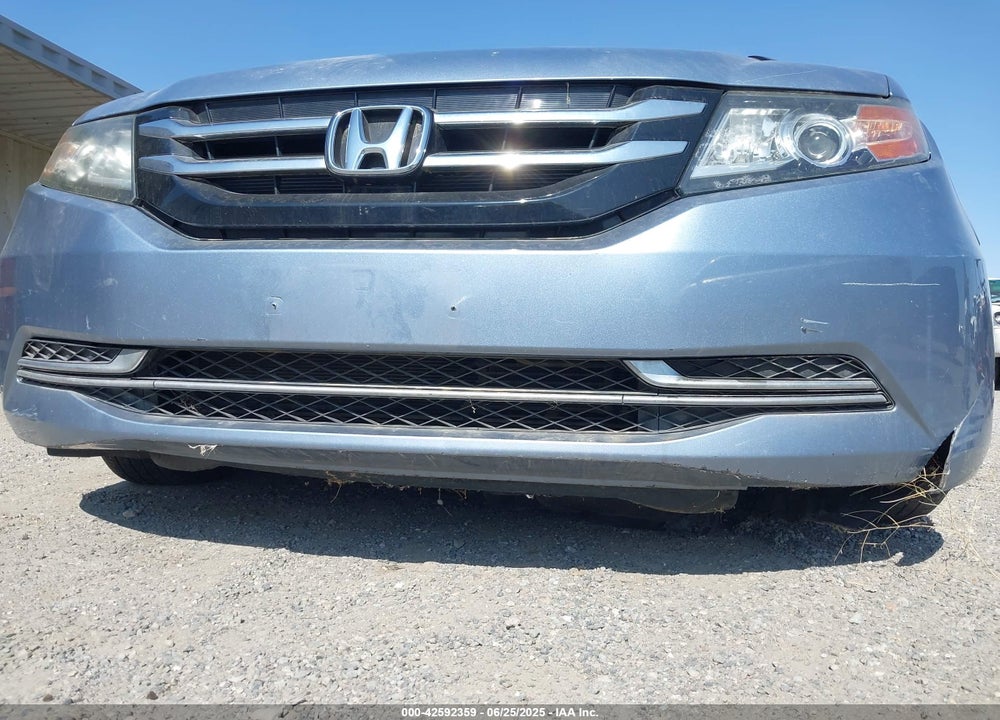 2014 HONDA ODYSSEY EX-L VIN: 5FNRL5H65EB103900