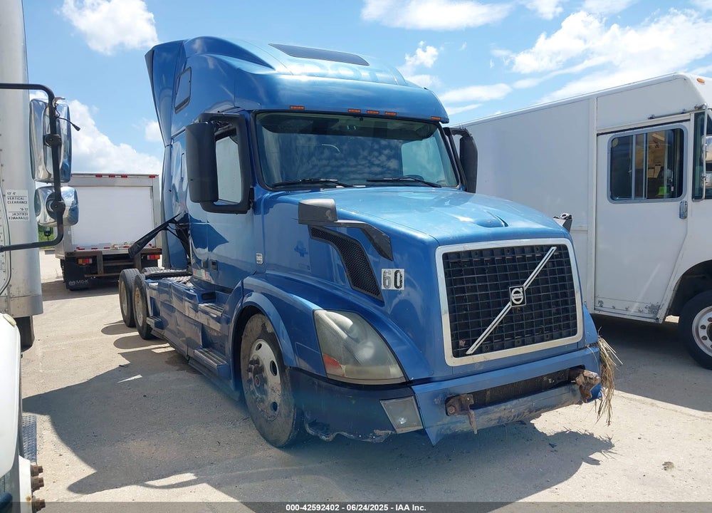 2013 VOLVO VN VNL VIN: 4V4NC9EG5DN133065