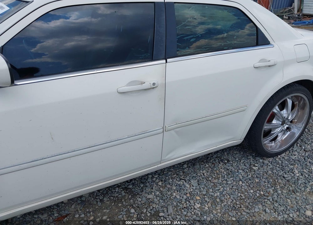 2006 CHRYSLER 300 VIN: 2C3KA53G86H484309