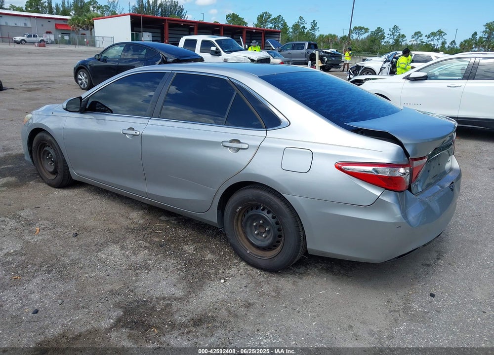 2015 TOYOTA CAMRY LE VIN: 4T1BF1FK8FU110958