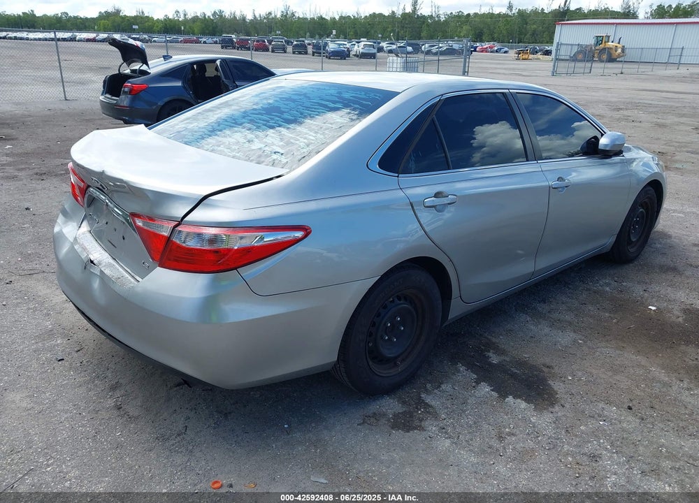 2015 TOYOTA CAMRY LE VIN: 4T1BF1FK8FU110958