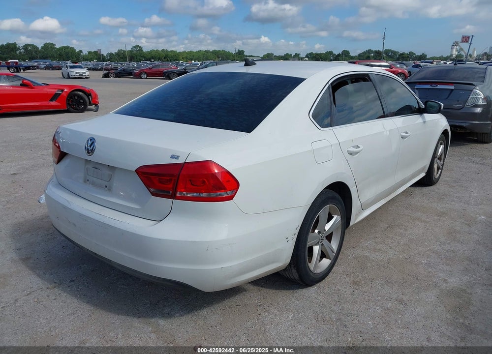 2013 VOLKSWAGEN PASSAT 2.5L SE VIN: 1VWBH7A30DC134298