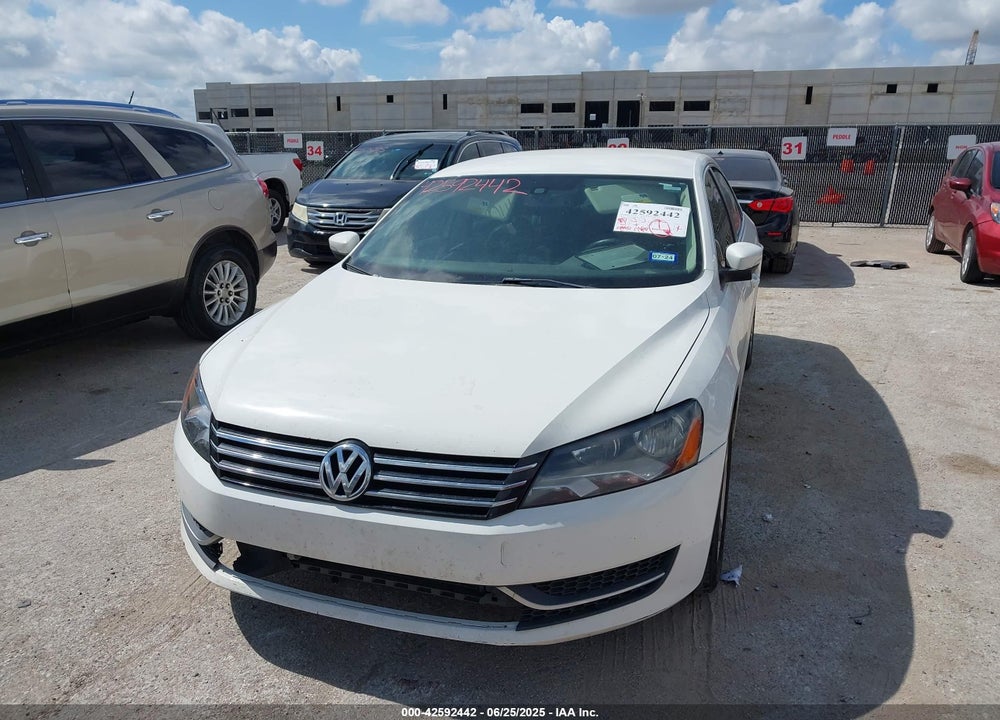 2013 VOLKSWAGEN PASSAT 2.5L SE VIN: 1VWBH7A30DC134298