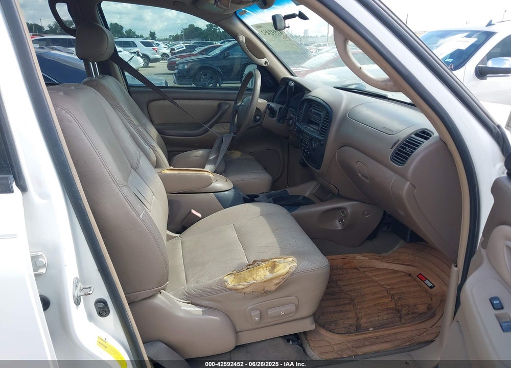 2004 TOYOTA SEQUOIA SR5 V8 VIN: 5TDZT34A84S205605