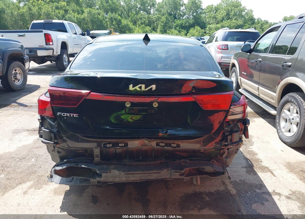 2023 KIA FORTE VIN: 3KPF24AD9PE581058