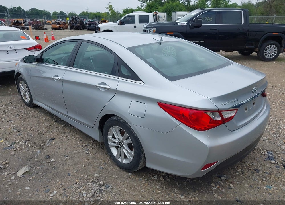 2014 HYUNDAI SONATA VIN: 5NPEB4AC8EH884327