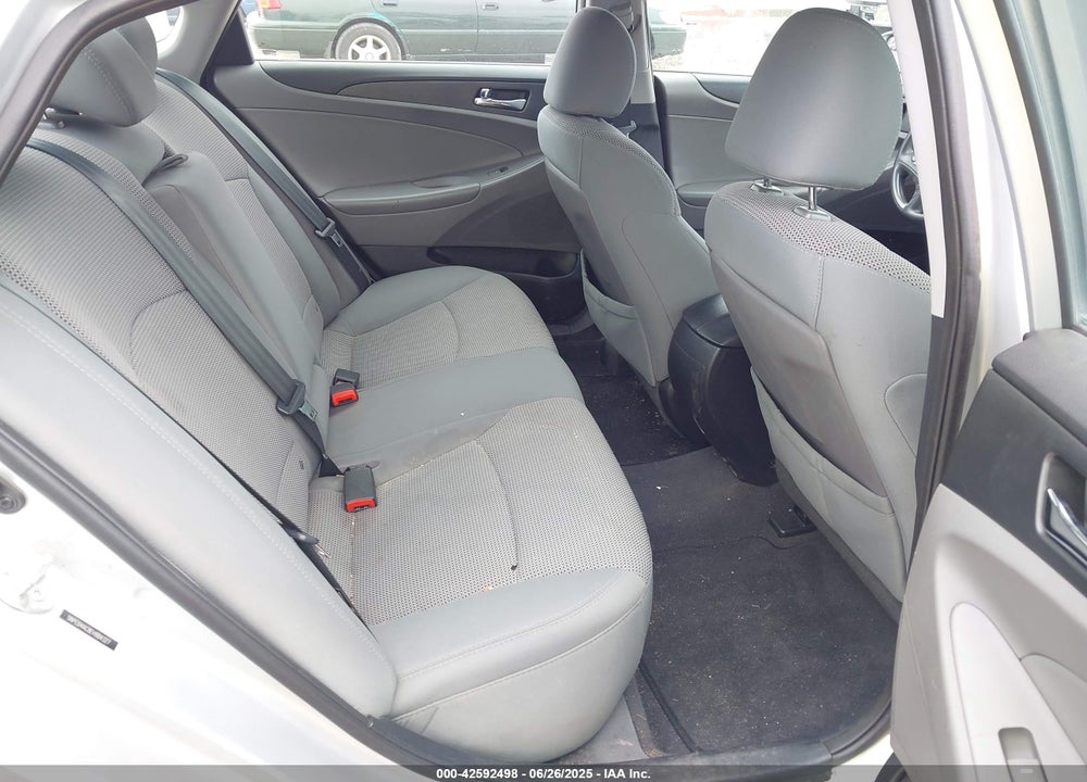 2014 HYUNDAI SONATA VIN: 5NPEB4AC8EH884327