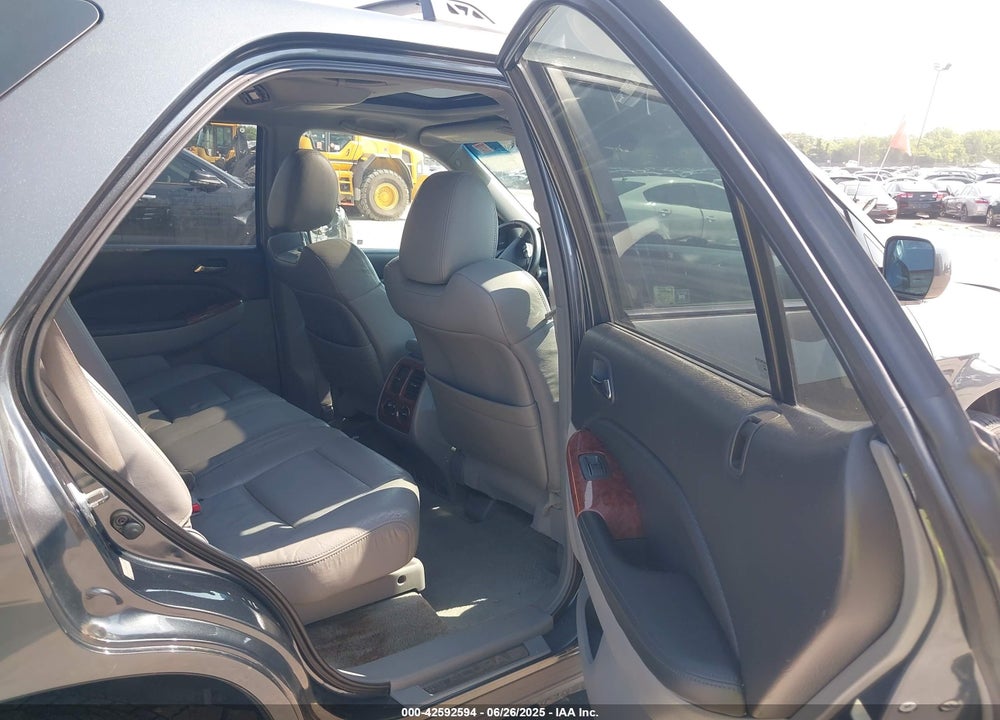2004 ACURA MDX VIN: 2HNYD18924H546035