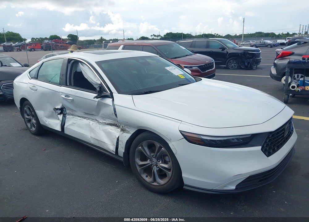 2023 HONDA ACCORD EX VIN: 1HGCY1F32PA021872
