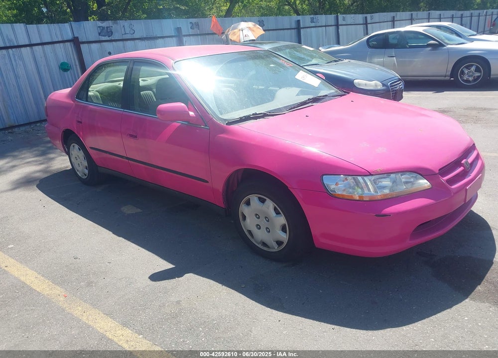 1998 HONDA ACCORD LX VIN: 1HGCG5640WA057156