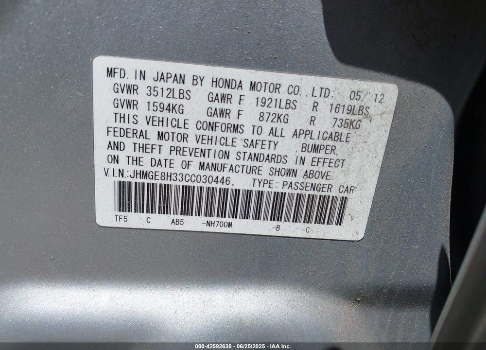 2012 HONDA FIT VIN: JHMGE8H33CC030446