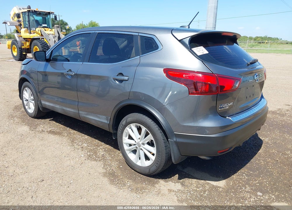 2017 NISSAN ROGUE SPORT VIN: JN1BJ1CP9HW012292