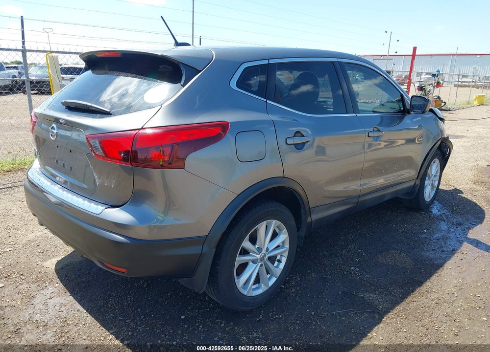 2017 NISSAN ROGUE SPORT VIN: JN1BJ1CP9HW012292