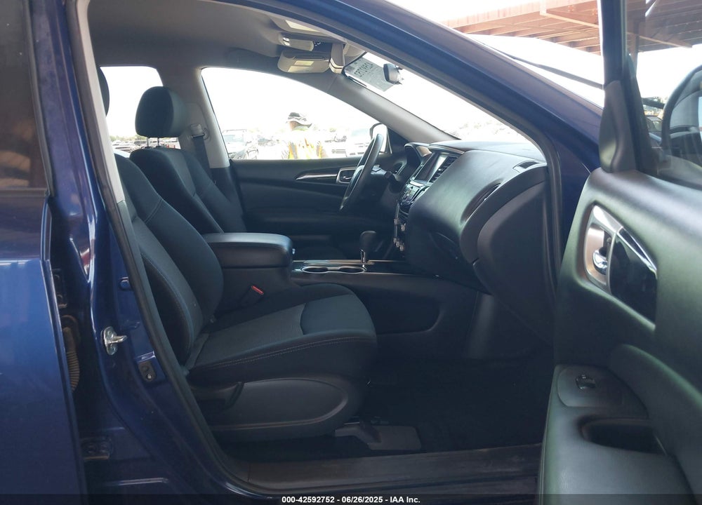 2018 NISSAN PATHFINDER VIN: 5N1DR2MN5JC623814