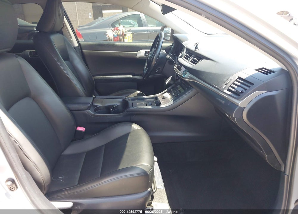 2013 LEXUS CT 200H VIN: JTHKD5BH8D2129559
