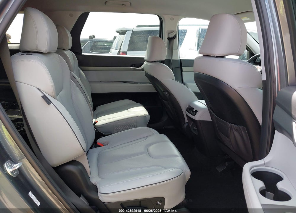 2024 HYUNDAI PALISADE VIN: KM8R24GE1RU723352