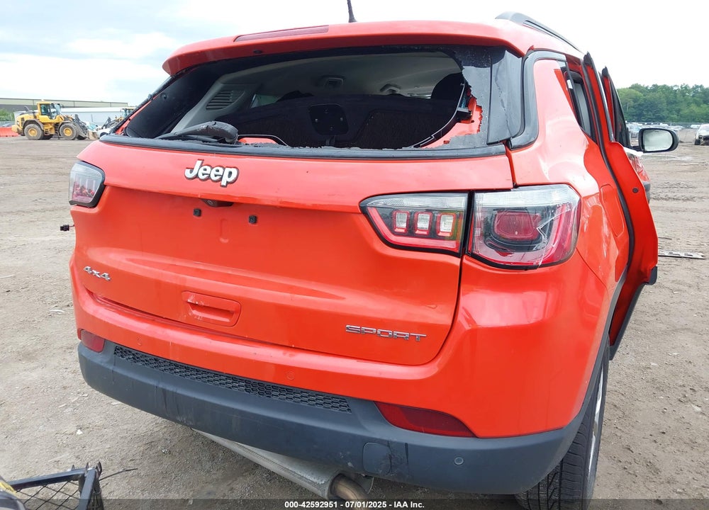 2017 JEEP COMPASS VIN: 3C4NJDABXHT624087