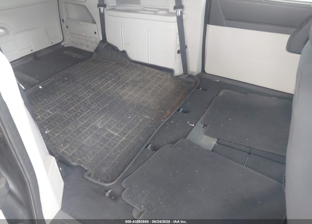 2010 DODGE GRAND CARAVAN SXT VIN: 2D4RN5D17AR101443