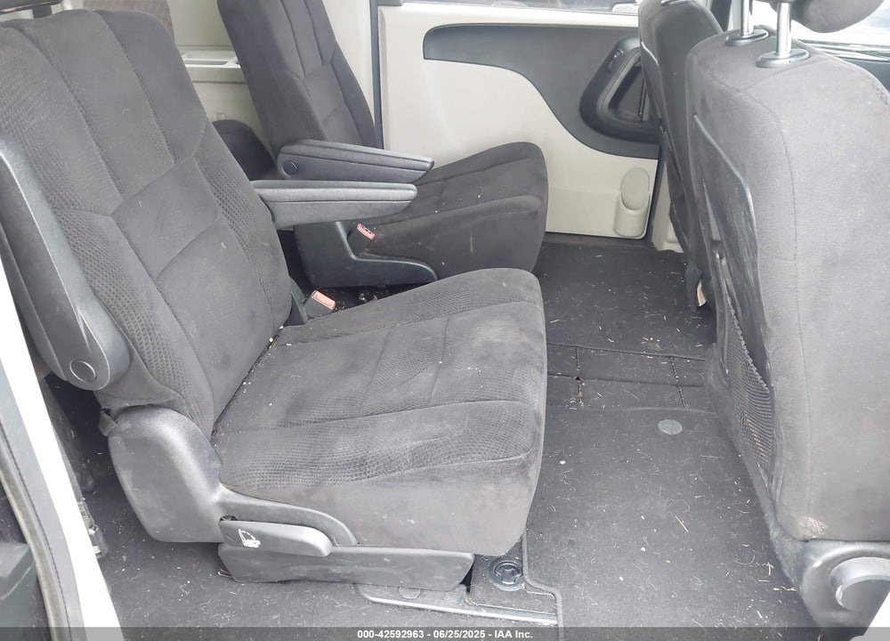 2013 DODGE GRAND CARAVAN SXT VIN: 2C4RDGCG0DR580682