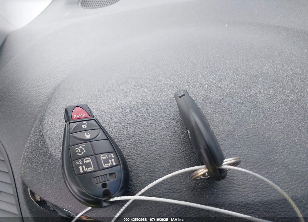 2013 DODGE GRAND CARAVAN SXT VIN: 2C4RDGCG1DR538635