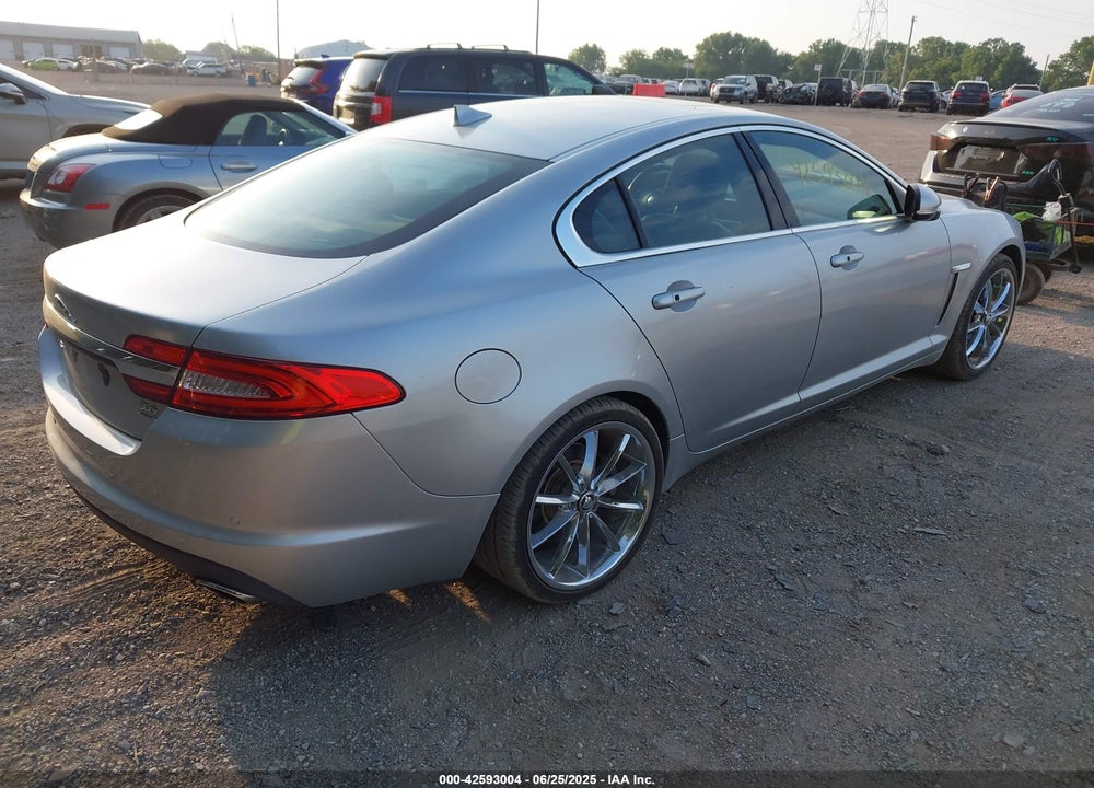 2013 JAGUAR XF VIN: SAJWJ0EF6D8S81203