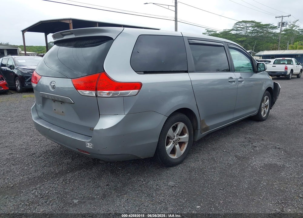 2011 TOYOTA SIENNA LE V6/LE V6 AUTO ACCESS SEAT VIN: 5TDKK3DC1BS116106