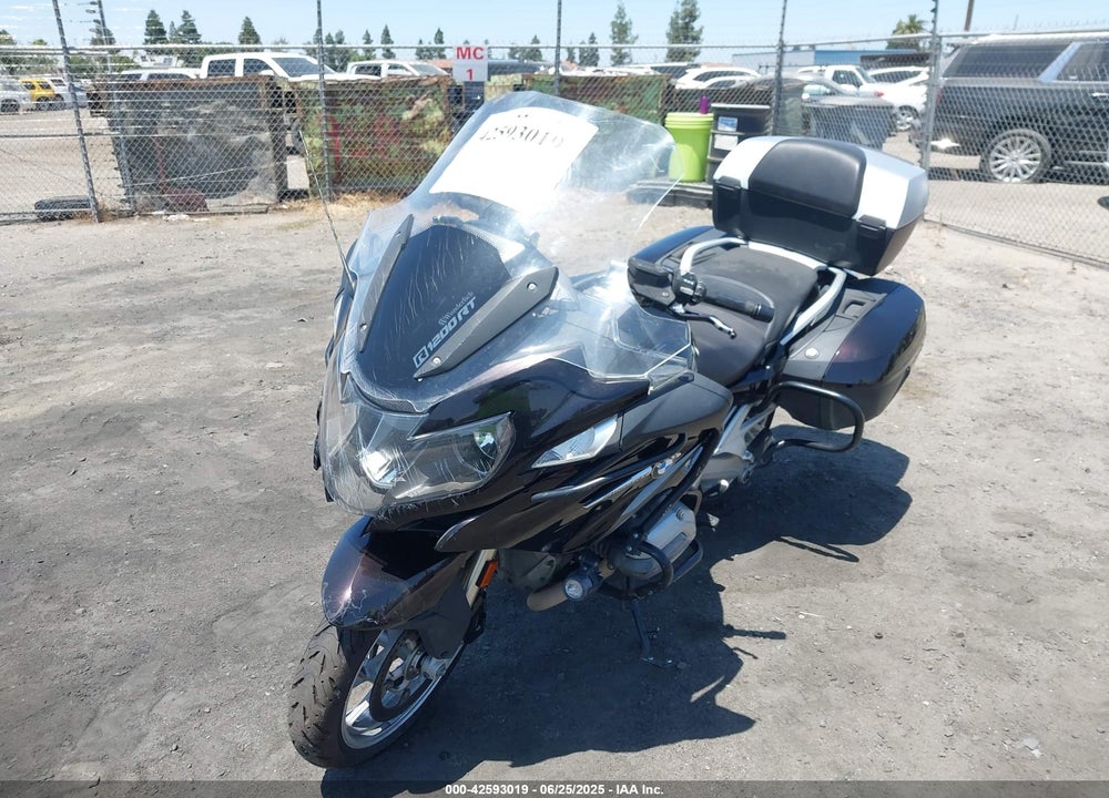 2016 BMW R1200 RT VIN: WB10A130XGZ196014