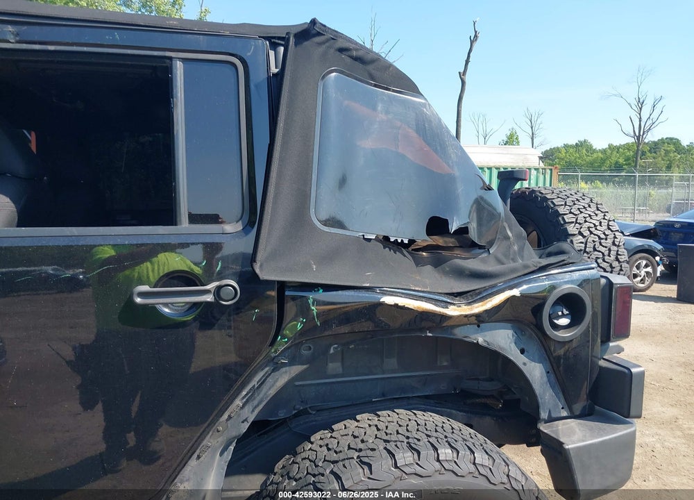 2015 JEEP WRANGLER UNLIMITED VIN: 1C4BJWDG2FL518487