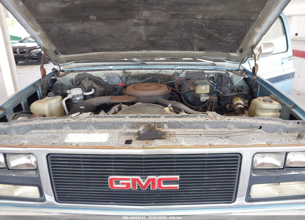 1989 GMC SUBURBAN R15 CONVENTIONAL VIN: 1GKER16K7KF509078