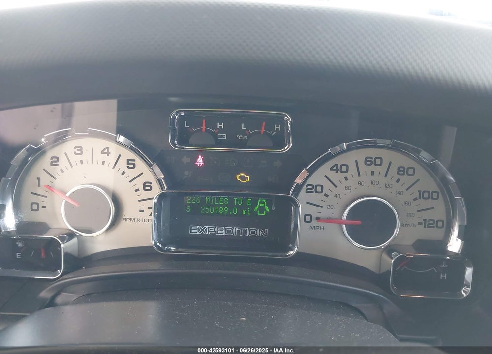 2011 FORD EXPEDITION EL VIN: 1FMJK1K50BEF09892