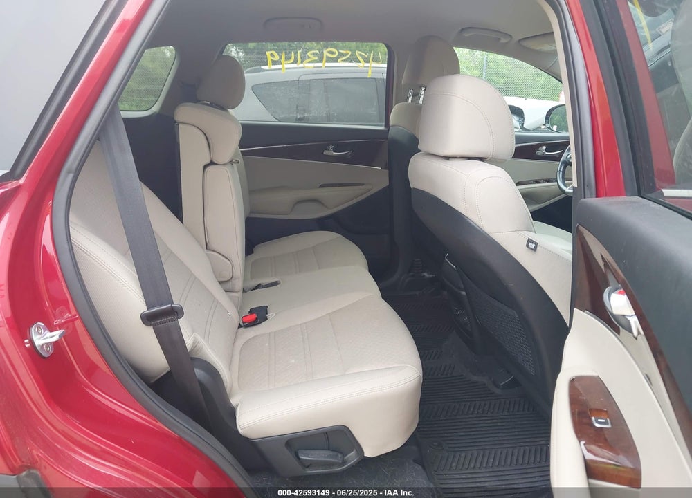 2017 KIA SORENTO VIN: 5XYPGDA30HG236261
