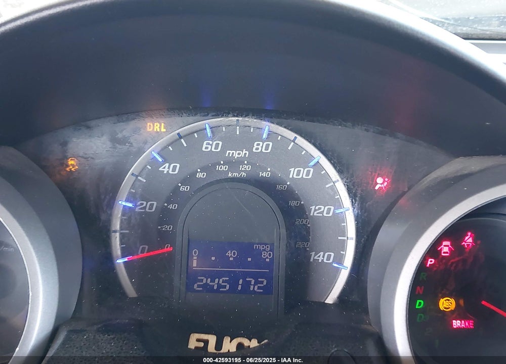 2013 HONDA FIT VIN: JHMGE8H32DC038524