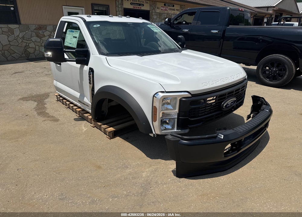 2024 FORD F-550 CHASSIS VIN: 1FDUF5HTXRED41221