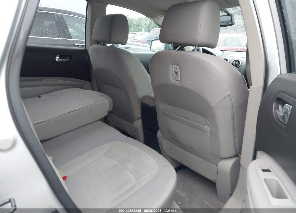 2010 NISSAN ROGUE VIN: JN8AS5MVXAW613179