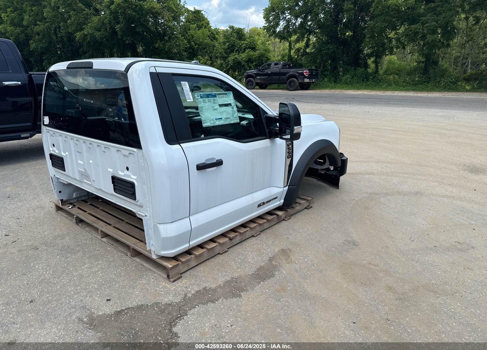 2024 FORD F-550 CHASSIS VIN: 1FDUF5HT6RED06711