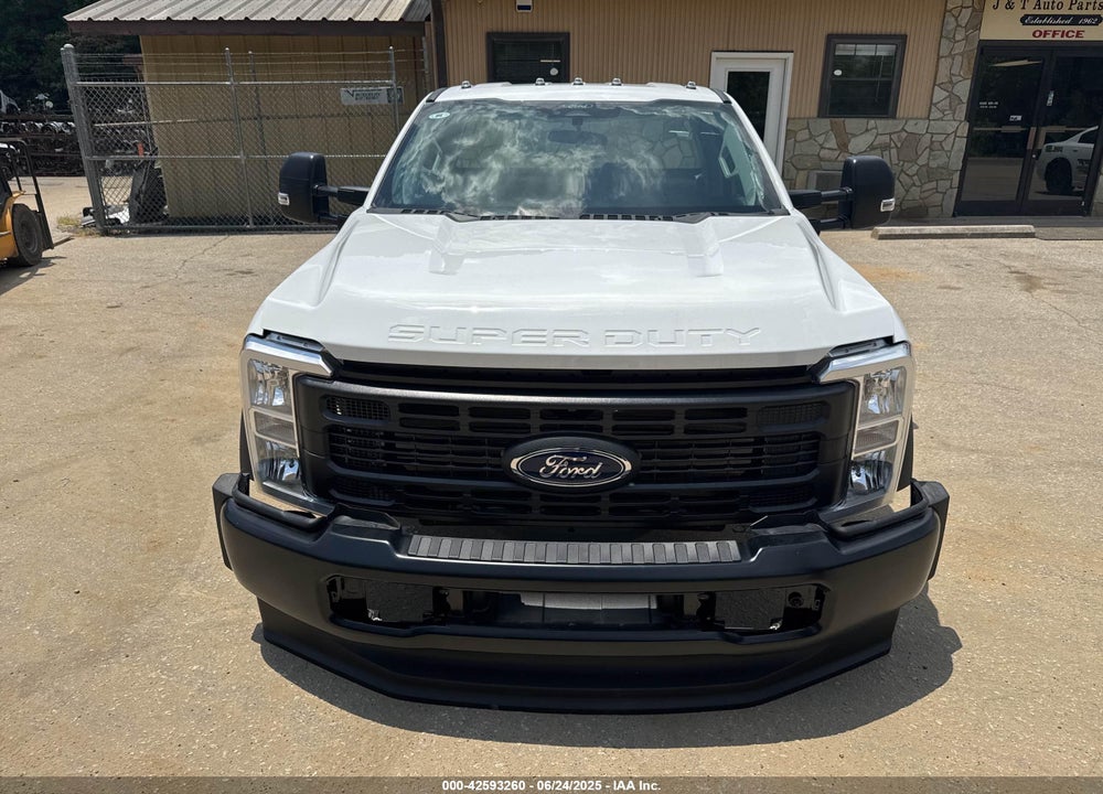 2024 FORD F-550 CHASSIS VIN: 1FDUF5HT6RED06711