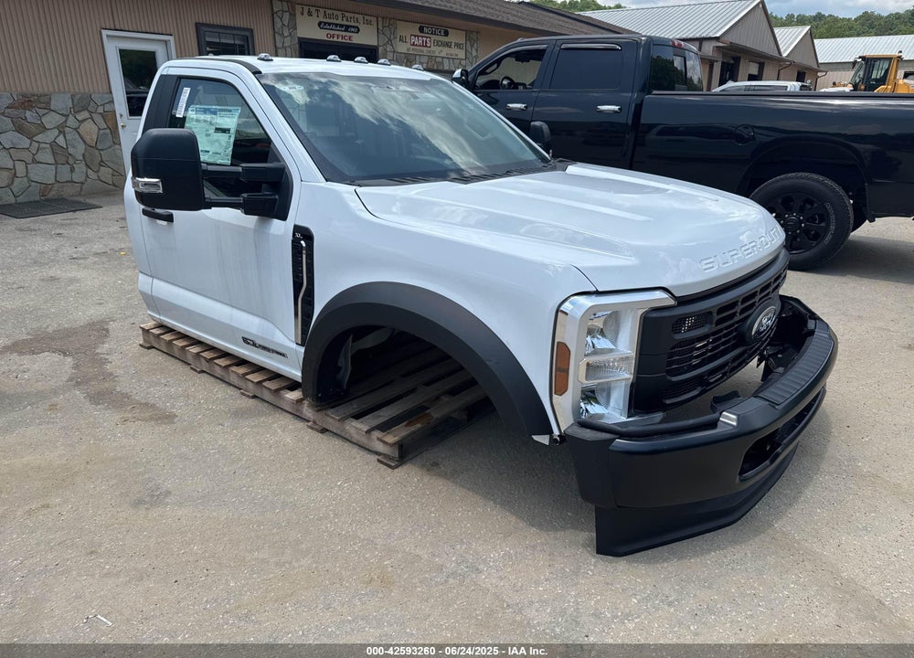 2024 FORD F-550 CHASSIS VIN: 1FDUF5HT6RED06711