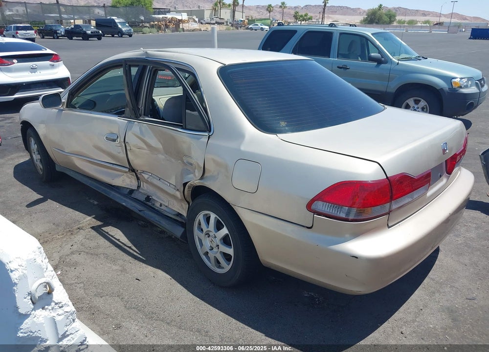 2002 HONDA ACCORD 2.3 LX VIN: 3HGCG665X2G703605