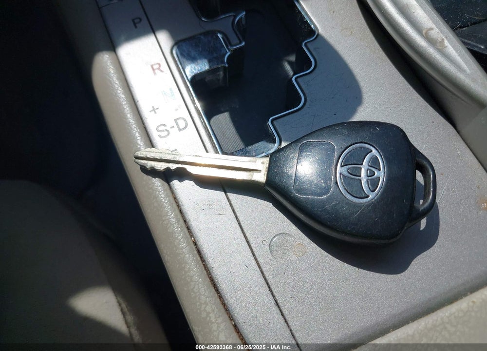 2011 TOYOTA CAMRY VIN: 4T1BF3EK8BU648566